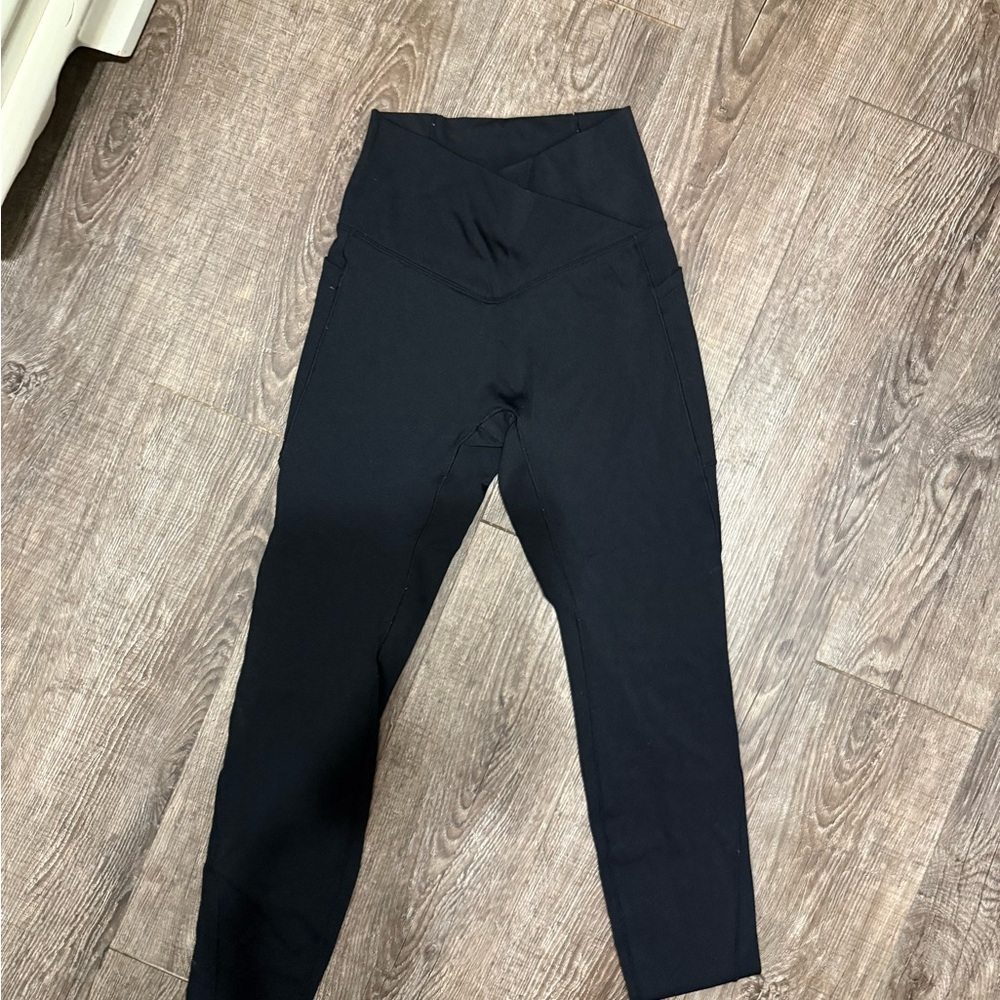 HALARA Black High-Waisted Leggings